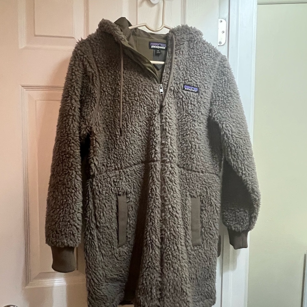 Patagonia Olive and Brown Fleece Jacket